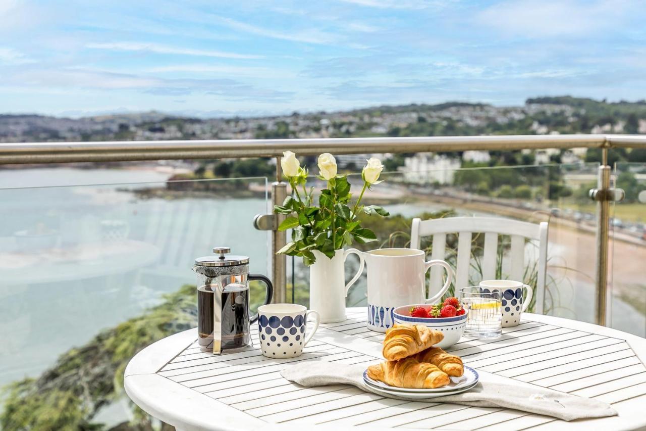 A7 Masts - Striking Beach Bolthole Apartment With Beautiful Sea Views Private Balcony & Parking Торки Екстериор снимка