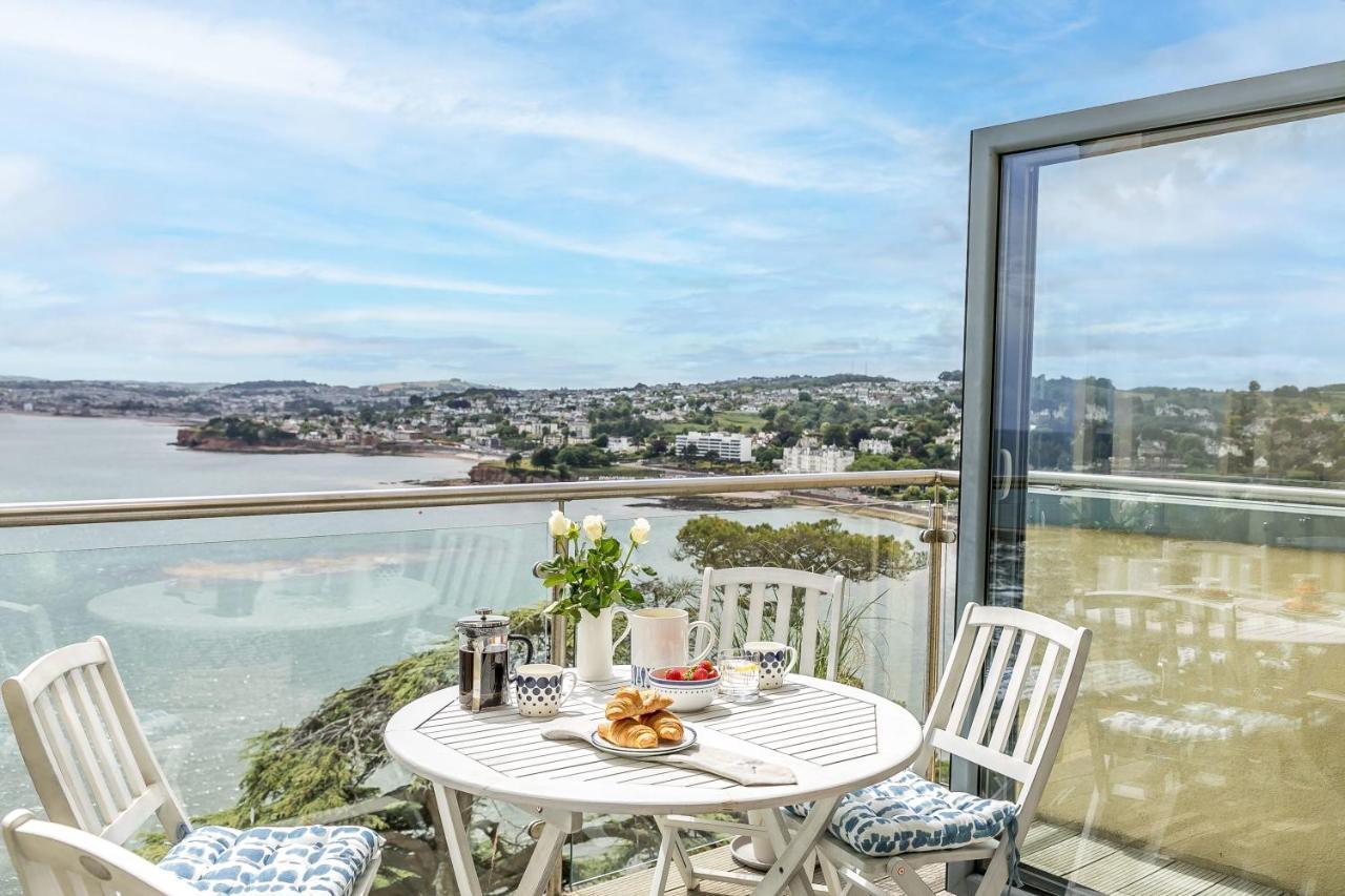 A7 Masts - Striking Beach Bolthole Apartment With Beautiful Sea Views Private Balcony & Parking Торки Екстериор снимка
